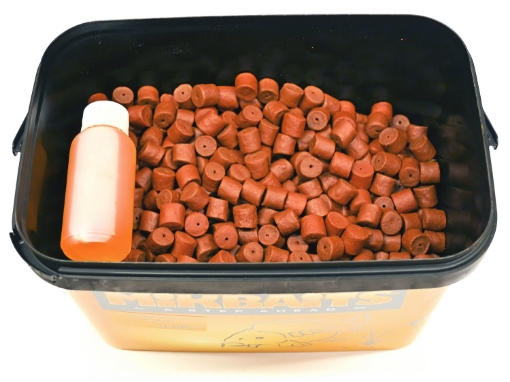 Obrázek Mikbaits Red Fish Halibut Pelety 14mm, 2.5kg+100ml